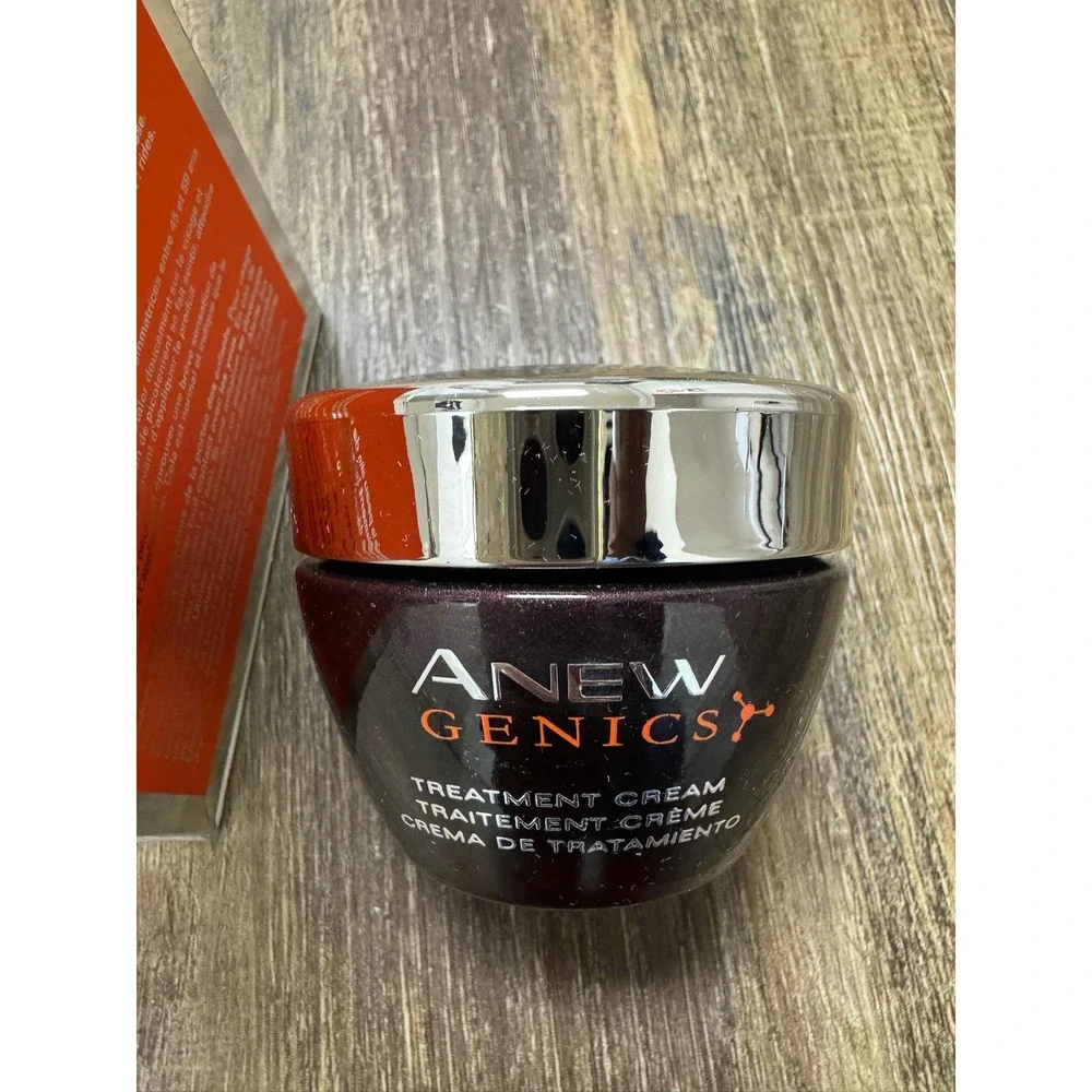 Avon Anew Genics Treatment Cream 1.0 oz Anti-Aging‎ Night Face Moisturizer AHA
